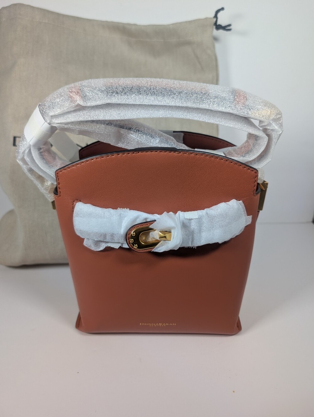Donna Karan Bridgehampton Small Crossbody NWT - Picture 3 of 10